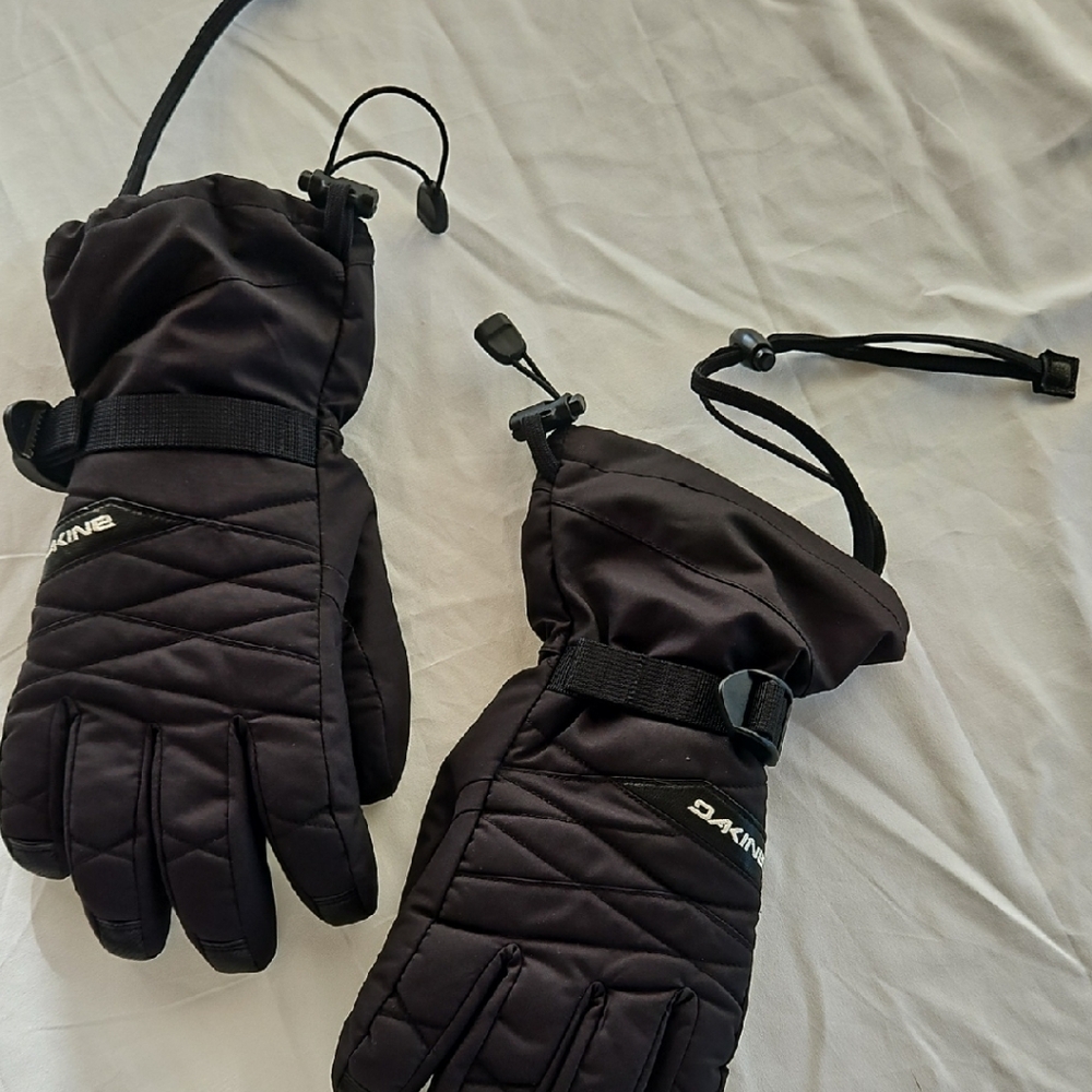 Dakine Women’s Ski Gloves MED NWOT
